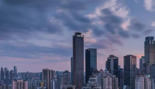 Cloud 51 High-Rise Hotel with Panoramic River Views – khách sạn tại Trùng Khánh