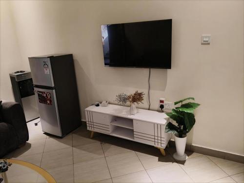 Cozy 1BR Apartment in Bamburi - The Coastal haven by Nuuranest Stays in Mombasa