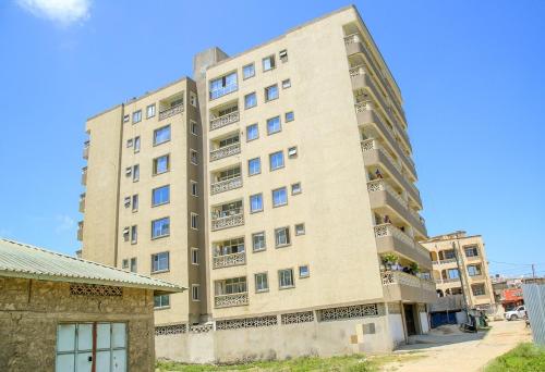 Cozy 1BR Apartment in Bamburi - The Coastal haven by Nuuranest Stays in Mombasa