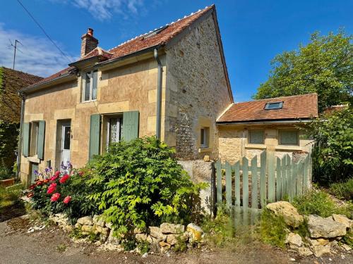 Sweet Pea Cottage in Donzy (Burgundy)