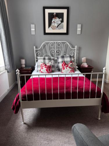 Ecclefechan Hotel - image 7