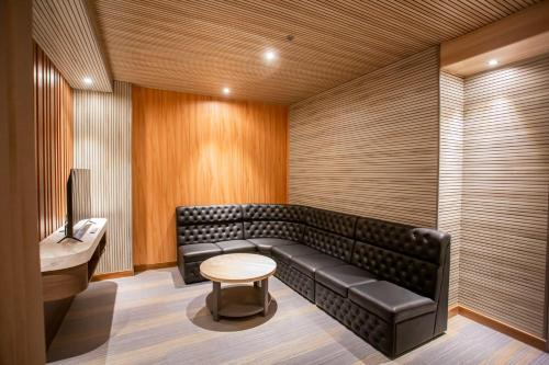 AVERY DE'GRAND CITY HOTEL BANDUNG in Buahbatu