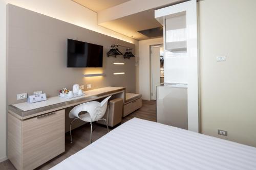 1 queen bed