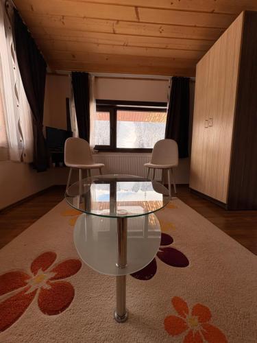 Apartments Black Horse in بومبوروفو