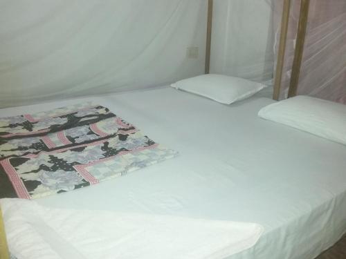 Double or Twin Room with Balcony image 10