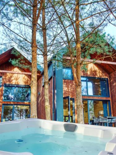 . Tleń Lodge - domy całoroczne z jacuzzi w cenie!