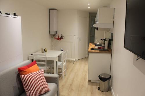 Rempart du Chateau- SV81 Studiovincennes in Vincennes