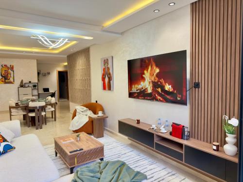 Appartement de Luxe près du CFC et de l Hôpital Cheikh Khalifa – khách sạn tại El Oulfa
