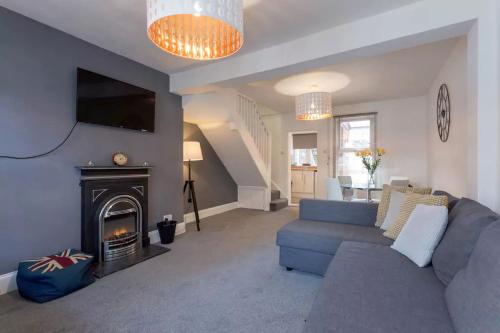Hastings House - Modern 2 Bedroom House in Central Luton & Near Airport gîte à louer Luton