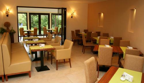 餐廳, Landhaus Heinrichshof in 於特博格