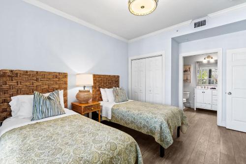 Bologna Golf Condo in the Lely Resort - image 31