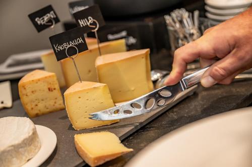 La Val Hotel & Spa - image 4