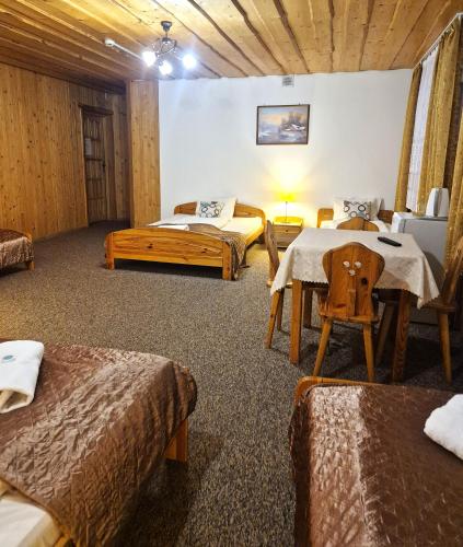 Ośrodek Wczasowy Groń Placówka – Bialka Tatrzanska, KY