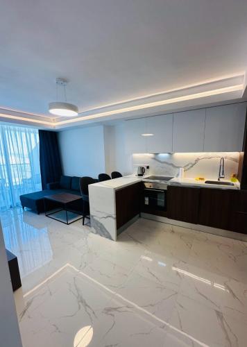 Grand Sapphire Casino, High Floor, Sea View in Trikomo (Iskele)