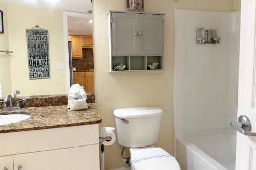 607 - South Beach Condos - image 21