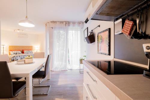 Kitchen, Siepelunga Nest in Other