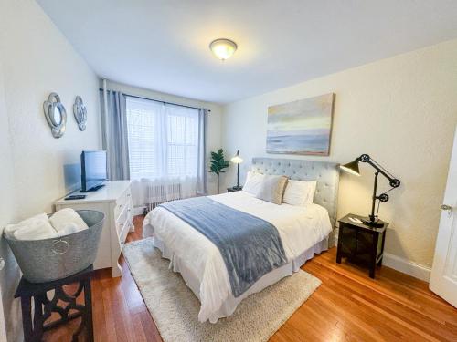 Sunny & Bright 1BR, Longwood Medical Hospitals – khách sạn tại Allston-Brighton