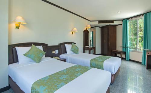 room detail thumbnail 1