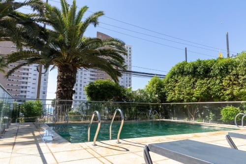 Πισίνα, Departamento 2D2B Full Equipado a Pasos del Mar in Κοκίμπο