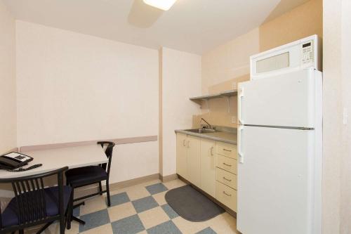 Konyha, Residence & Conference Centre - Kitchener-Waterloo in Kitchener (Ontario)