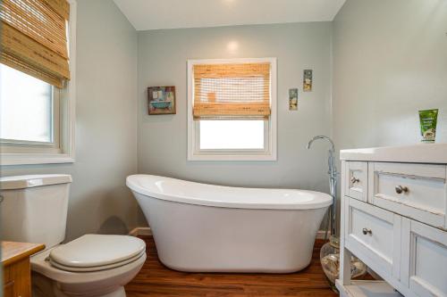 Close to Venues & Fairgrounds! York Area Home in Redlaiena (PA)