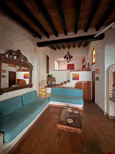 Condominium Birdcage #5, Zona Romantica