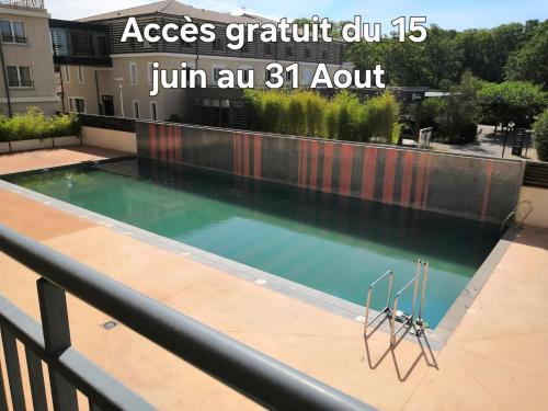 Swimming pool, Magnifique appartement 4 etoiles piscine 2 min de Montpellier in Fontcaude