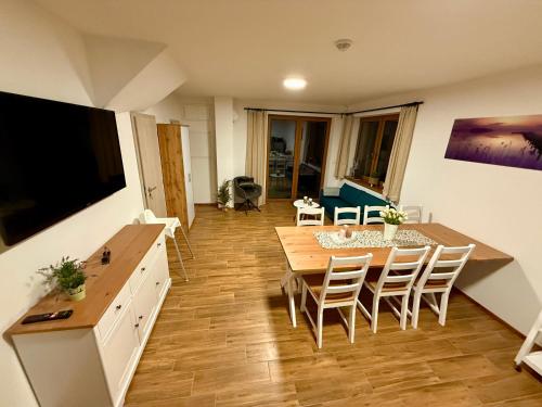 Forest House Buxusson in Lišov