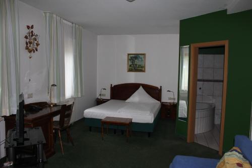 Hotel Seltenbacher Hof Room Type - Triple Room