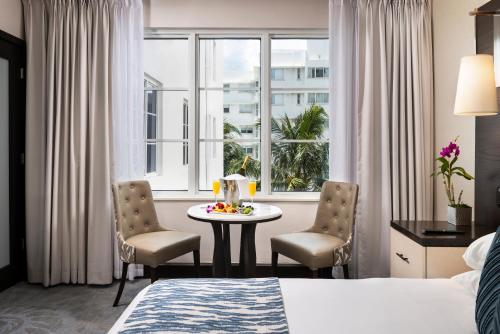 room detail thumbnail 1