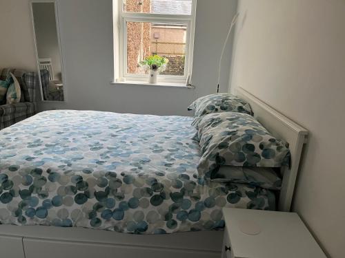 Flat 2 Frank Lewis House
