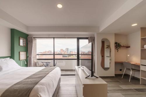 Engaging Loft with Balcony in Laureles