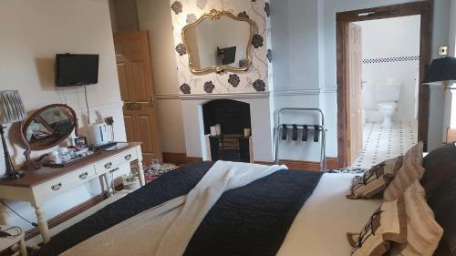 Mortimers Cross Guest House in Aymestrey