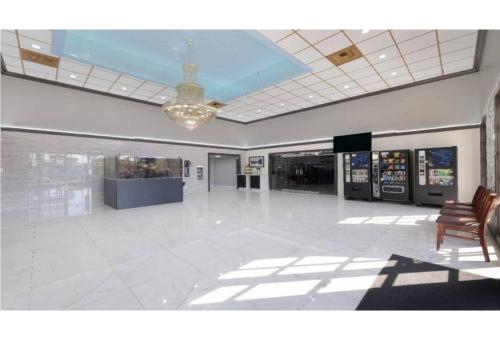 Travelodge By Wyndham Artesia – Artesia, CA
