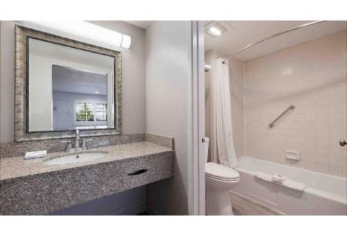Studio 6 Artesia CA – Artesia, CA