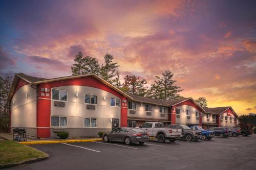 Super 8 by Wyndham Queensbury Glens Falls - image 9