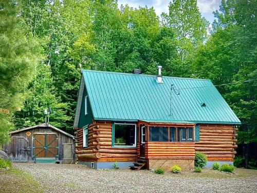 Chalet au Toit Vert in Saint-Damien (QC)