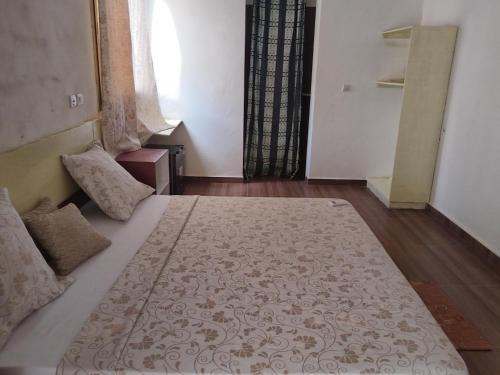 Villa avec piscine et pieds dans l'eau in Palmarin