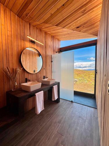 Badkamer, AURALTA Patagonia I Elohi Collection in Torres Del Paine
