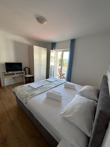 Apartments Mira in ملينى