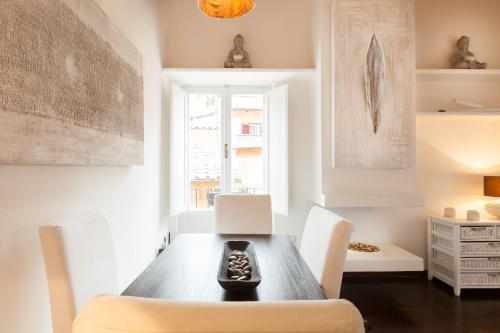 Piazza Navona Penthouse - image 10