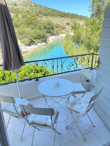 Balkons/terase, House Sea la vie in Žut