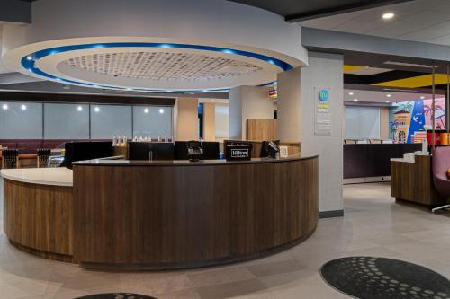 大堂, Tru by Hilton Miramar in 米拉馬爾