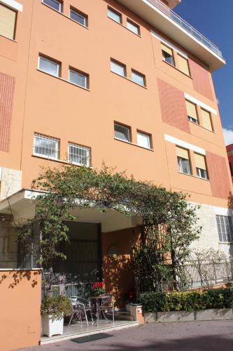 La Casa di Nazareth – Rome