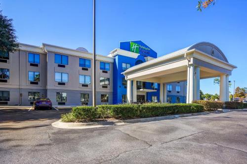 Holiday Inn Express Hotel & Suites Jacksonville - Mayport / Beach an IHG Hotel - main image