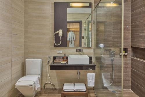Two Seasons Coron Bayside Hotel Room Type - Bayview Queen Room