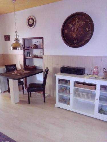 Großzügige Ferienwohnung im ehemaligen Bauernhaus (Großzugige Ferienwohnung im ehemaligen Bauernhaus) in Hohen Wangelin