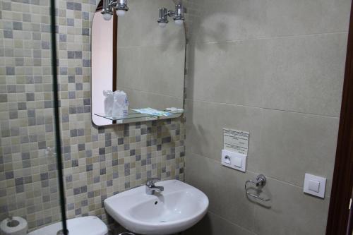 Apartamentos Bolonia Paraiso - image 8