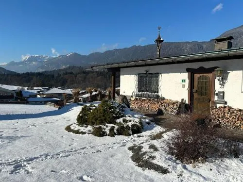 Cozy holiday home with mountain views in Breitenbach am Inn, Österreich