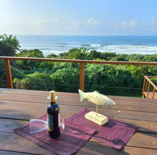 Waves End Holiday Home – khách sạn tại Trafalgar